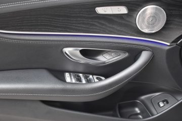 Mercedes-Benz Třídy E E300d AMG*Kamera 360°Burmester - 13